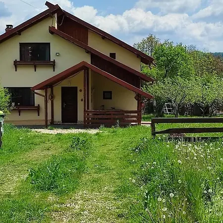 Holiday home In Traditional Village Bradulet, Arges County