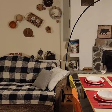 In Traditional Village Bradulet, Arges County Holiday home